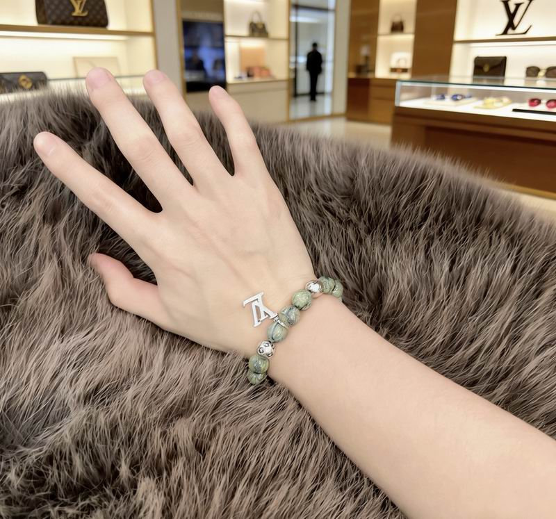 LV Bracelet  05yxs23 (4)