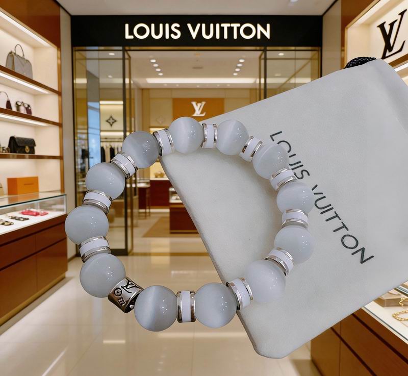 LV Bracelet  05yxs27 (2)
