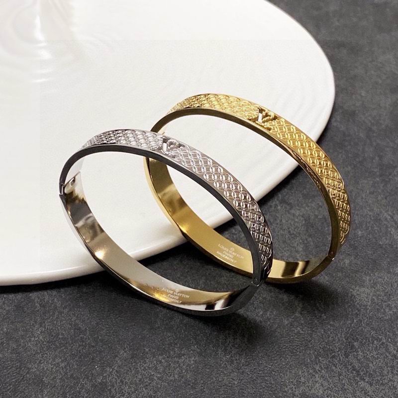 LV Bracelet  05yxs29 (4)