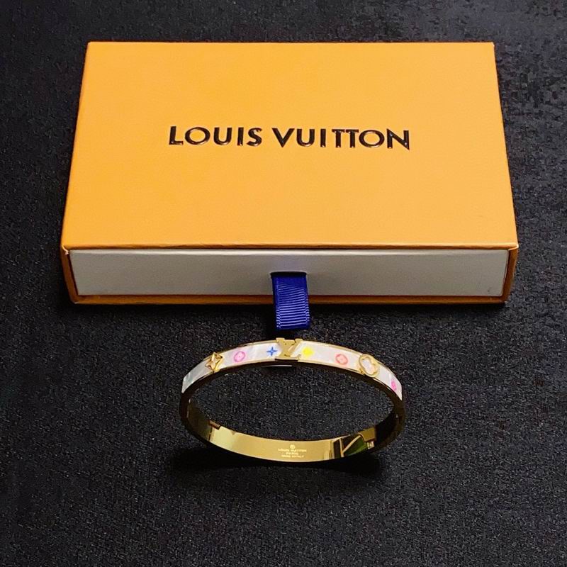 LV Bracelet  05yxs32 (7)