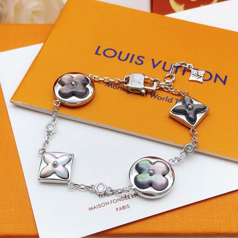 LV Bracelet  05yxs36 (11)