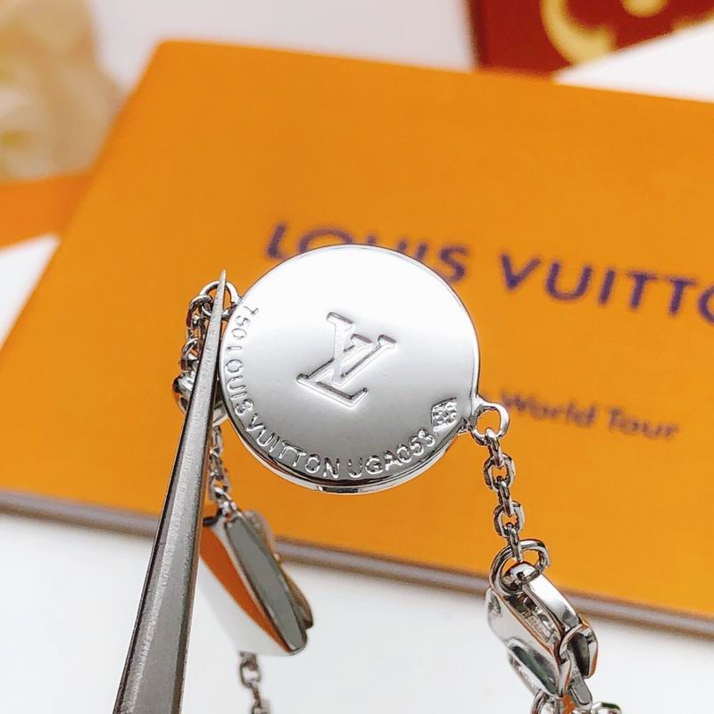 LV Bracelet  05yxs36 (14)