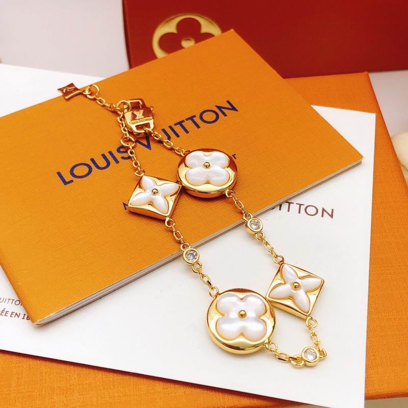 LV Bracelet  05yxs36 (4)