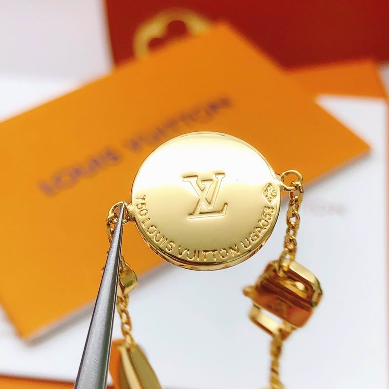 LV Bracelet  05yxs36 (5)