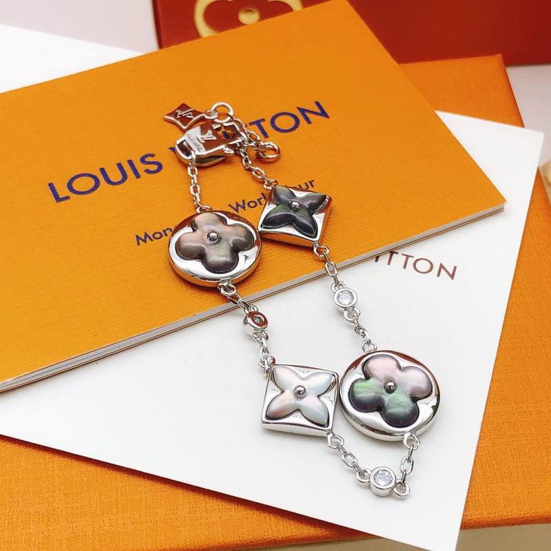 LV Bracelet  05yxs36 (9)