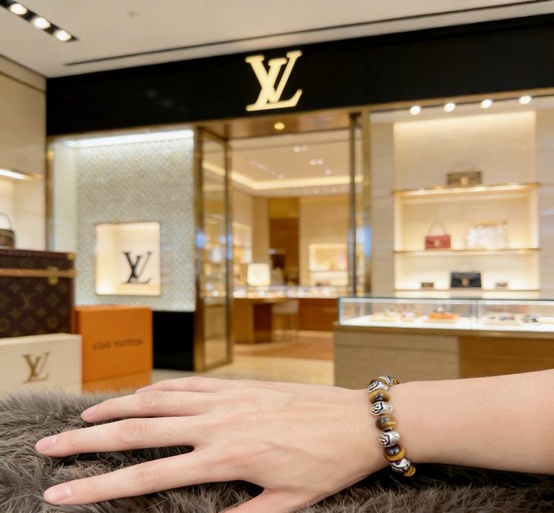 LV Bracelet  05yxs37 (7)