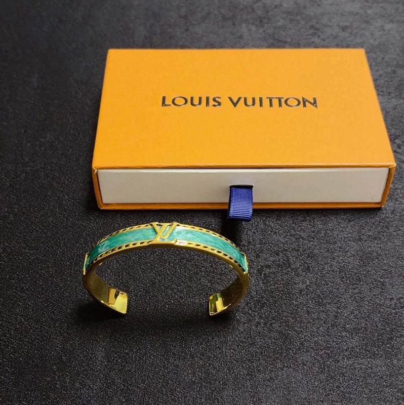 LV Bracelet  05yxs45 (7)