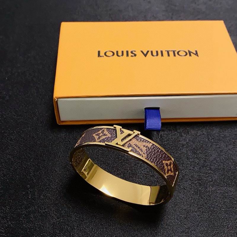 LV Bracelet  05yxs46 (7)