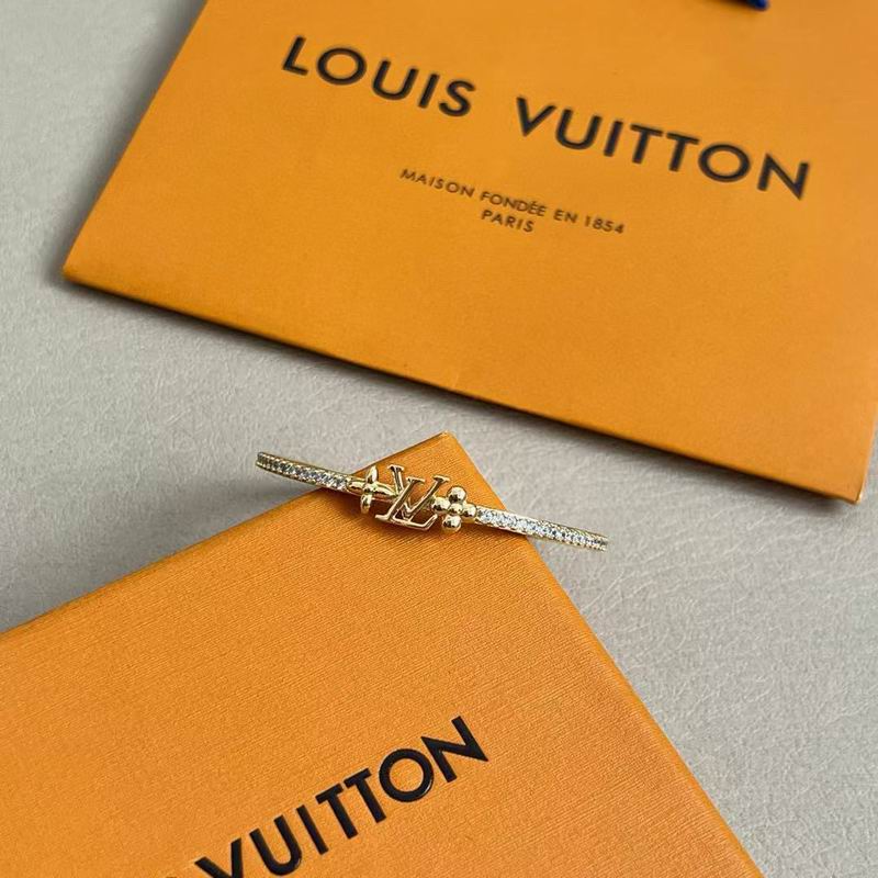 LV Bracelet  05yxs52 (4)