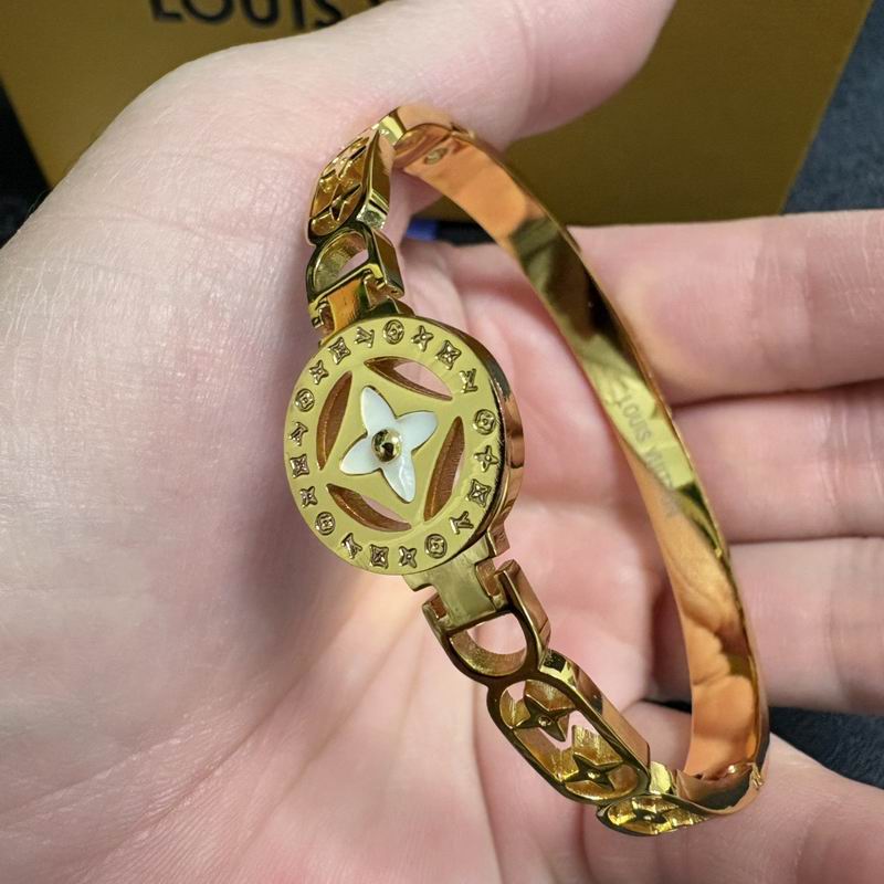 LV Bracelet  05yxs65 (6)