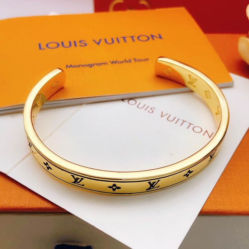 LV Bracelet  05yxs71 (12)