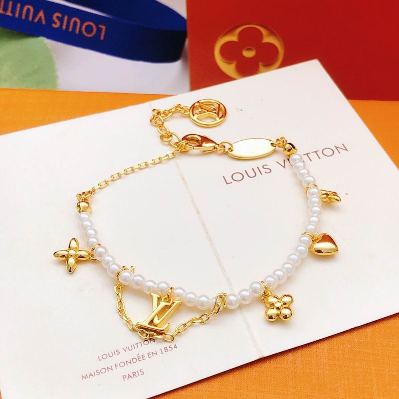 LV Bracelet  05yxs75 (3)