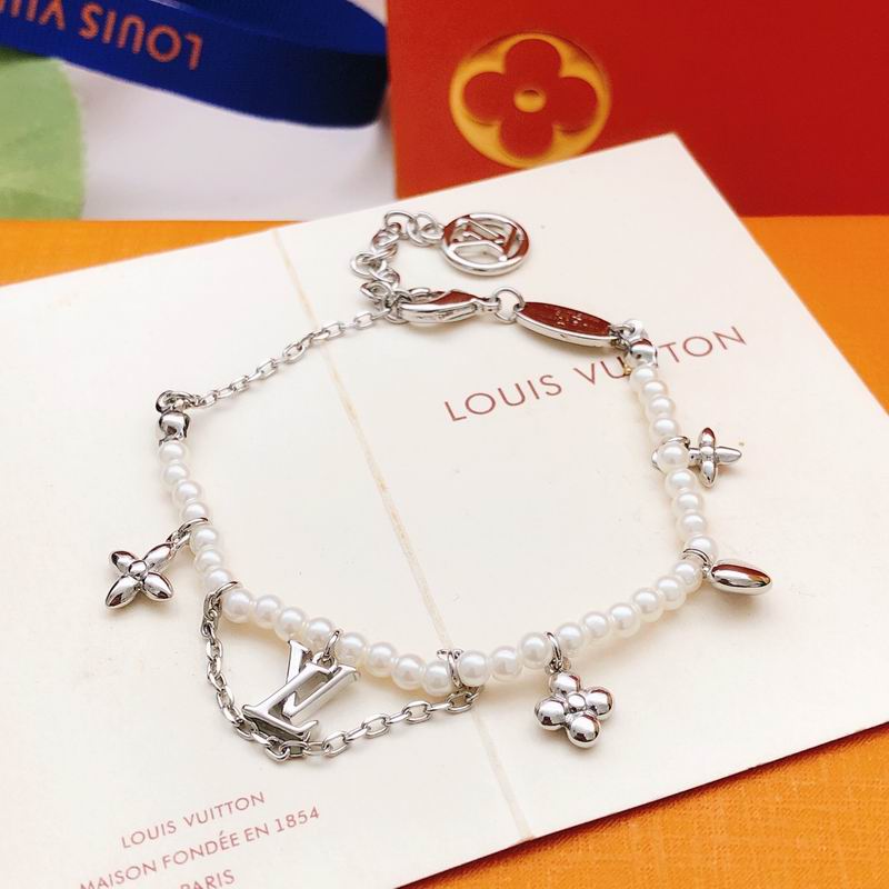 LV Bracelet  05yxs75 (7)
