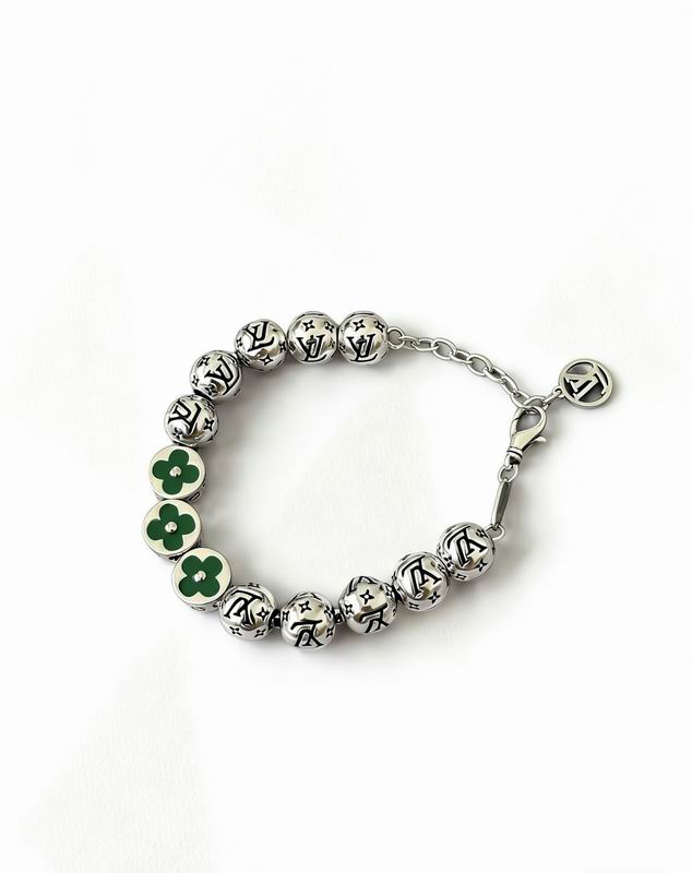 LV Bracelet  05yxs84 (10)