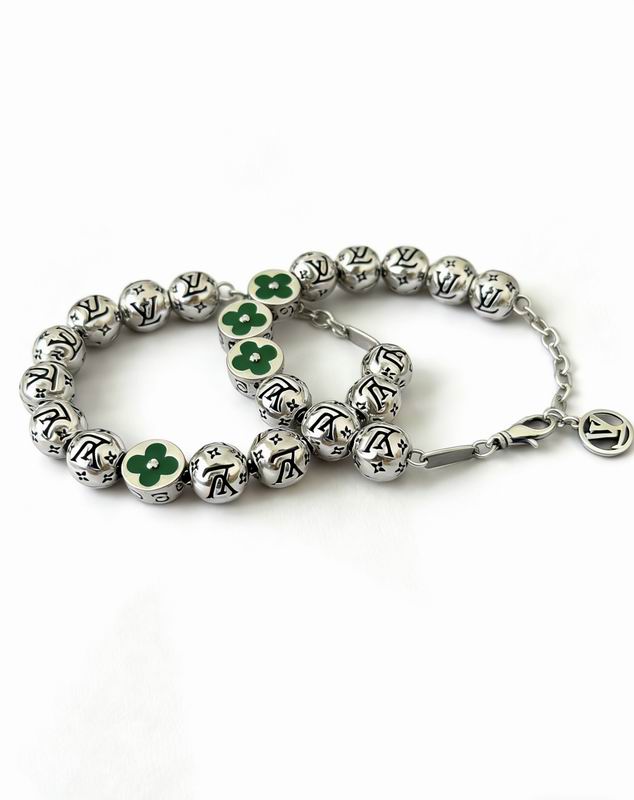 LV Bracelet  05yxs84 (11)