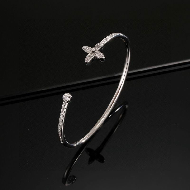 LV Bracelet  05yxs93 (3)