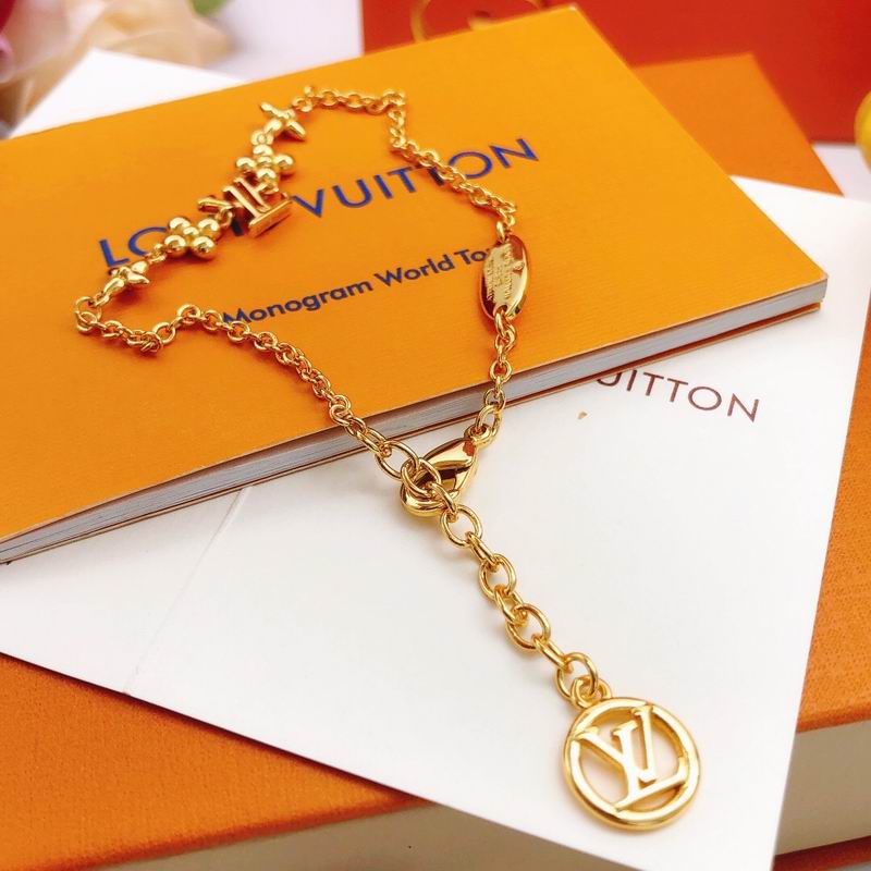 LV Bracelet  05yxs94 (2)