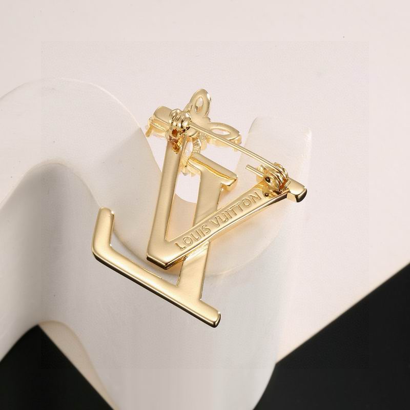 LV Brooch 05yxs01 (5)