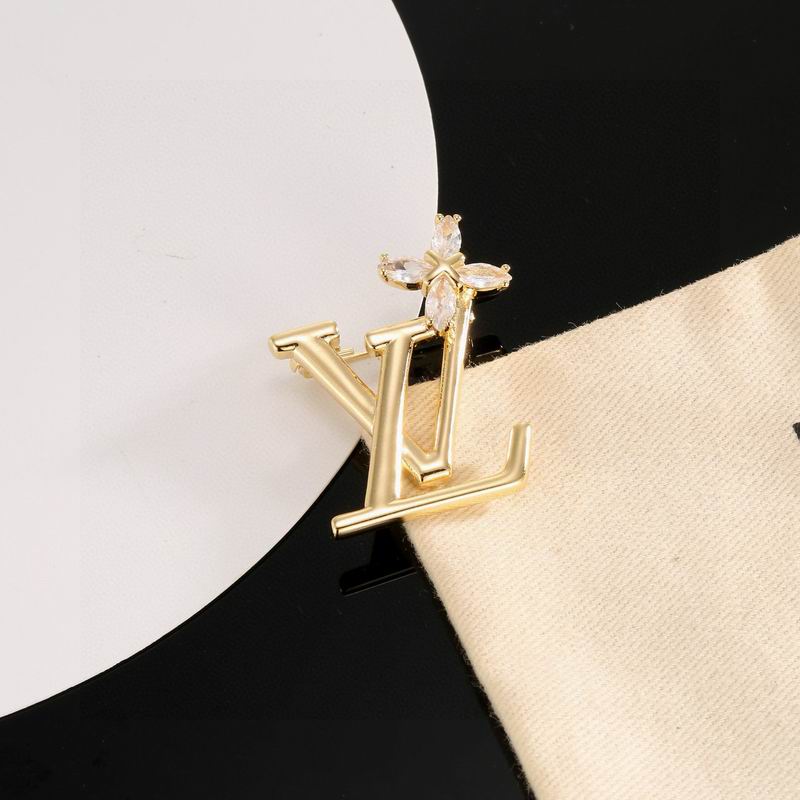 LV Brooch 05yxs01 (6)