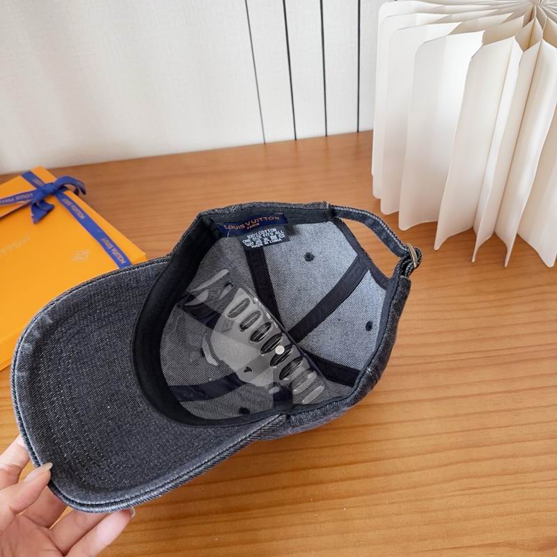 LV Cap dx (885)