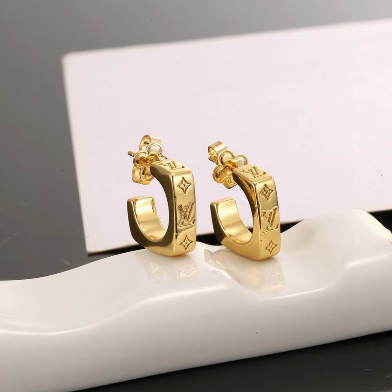 LV Earring 05yxs103 (1)