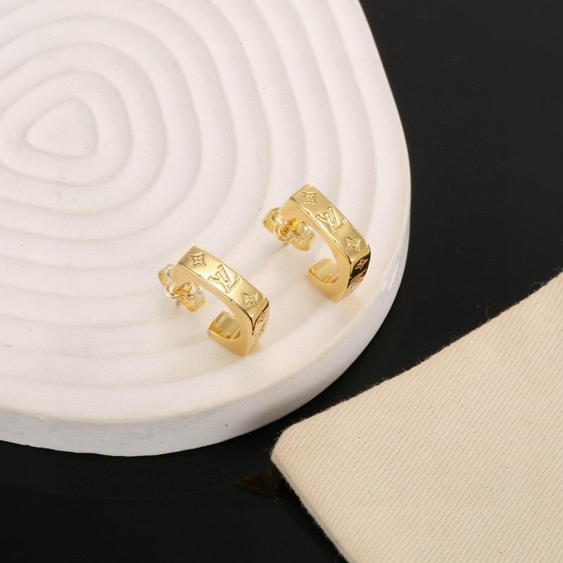 LV Earring 05yxs103 (5)