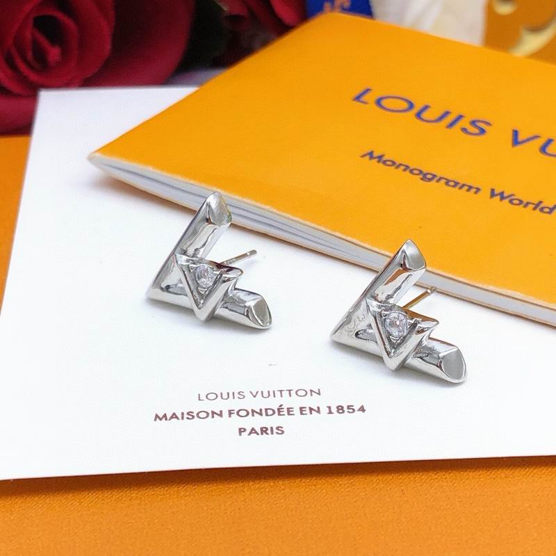 LV Earring 05yxs26 (3)