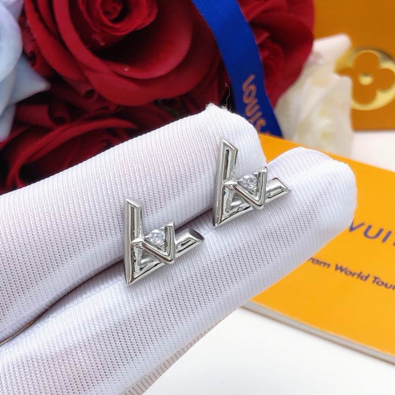 LV Earring 05yxs26 (5)