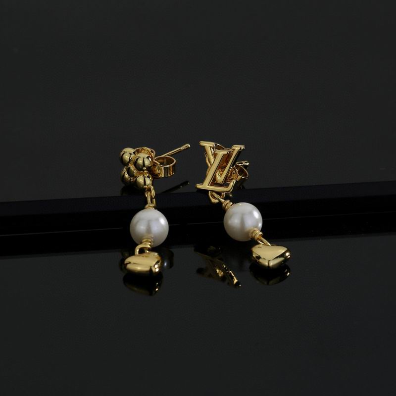 LV Earring 05yxs42 (2)