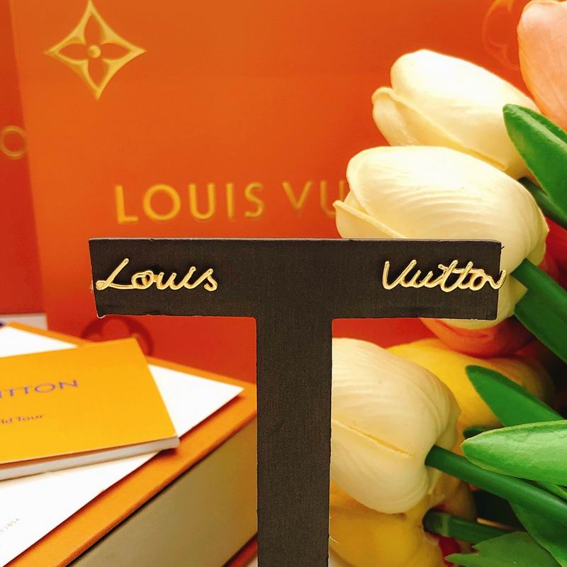 LV Earring 05yxs45 (9)
