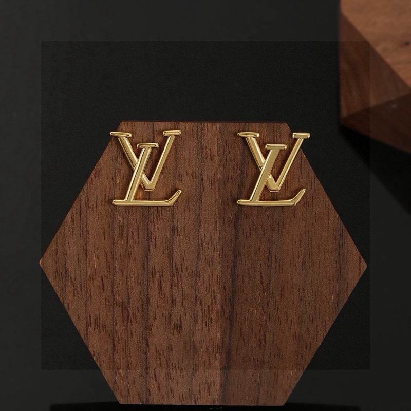 LV Earring 05yxs58 (4)