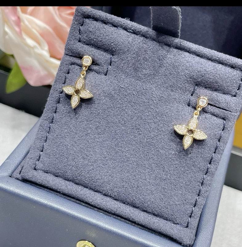 LV Earring 05yxs59 (1)