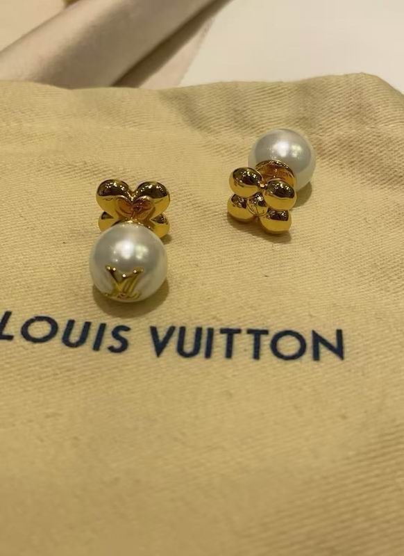 LV Earring 05yxs61 (3)