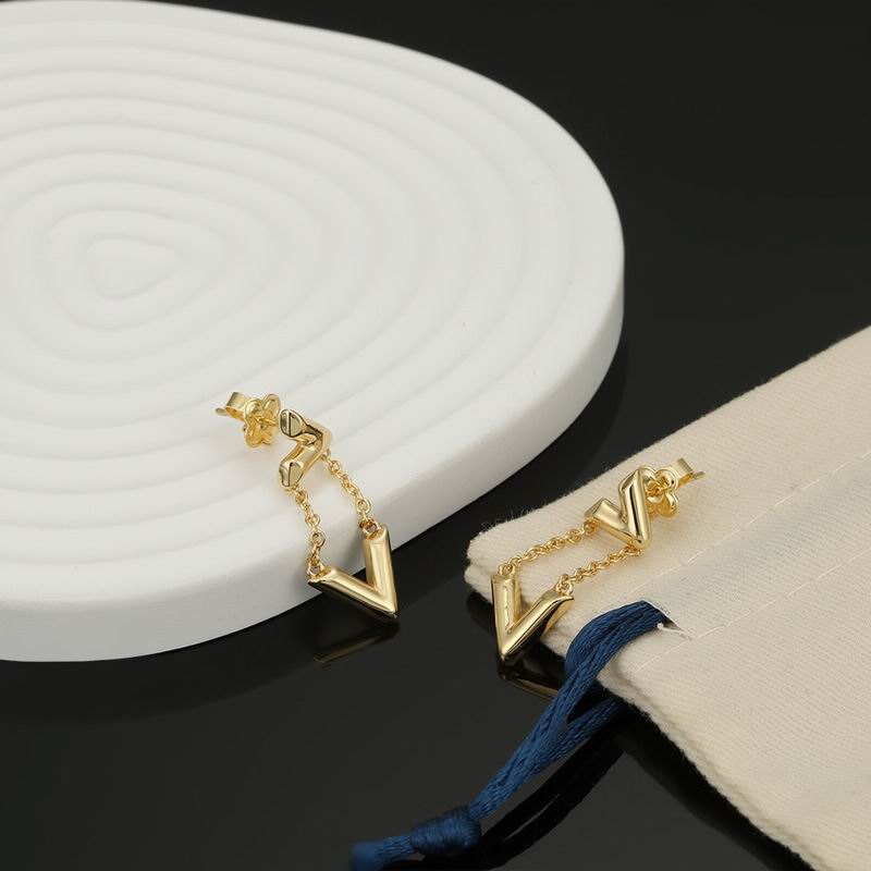 LV Earring 05yxs71 (5)