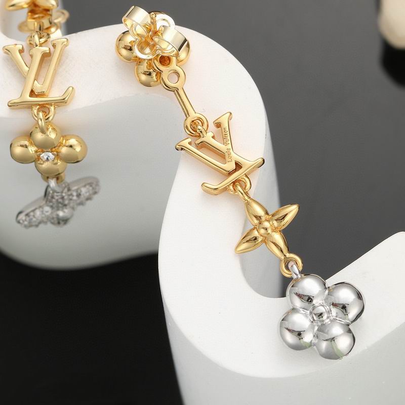 LV Earring 05yxs74 (3)