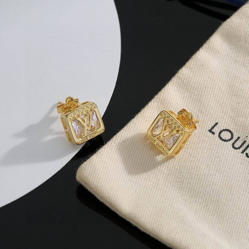 LV Earring 05yxs77 (4)