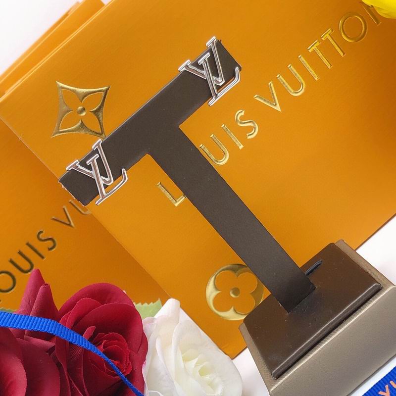 LV Earring 05yxs80 (6)