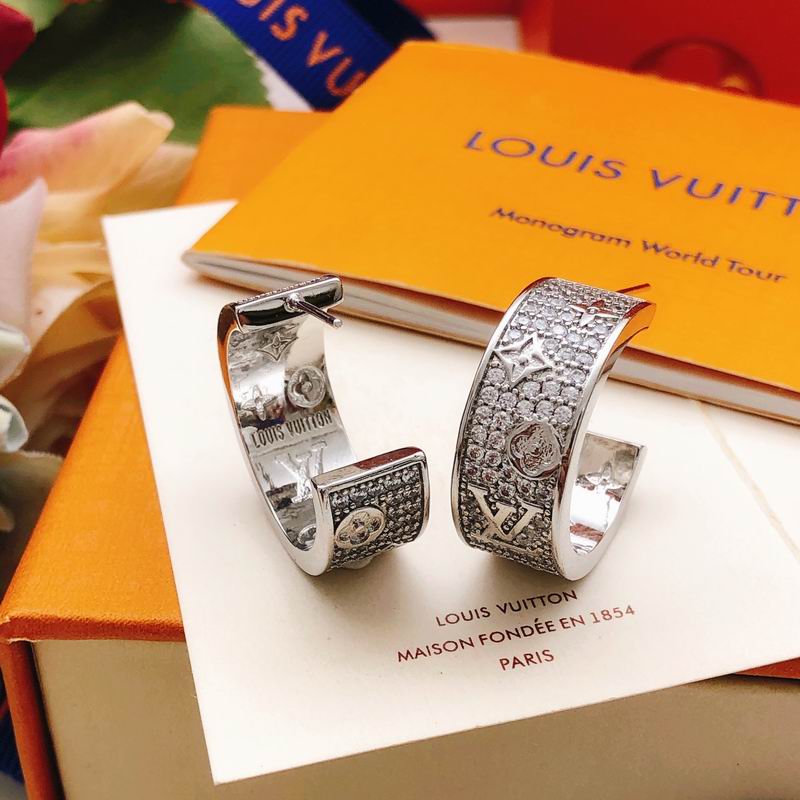 LV Earring 05yxs96 (12)