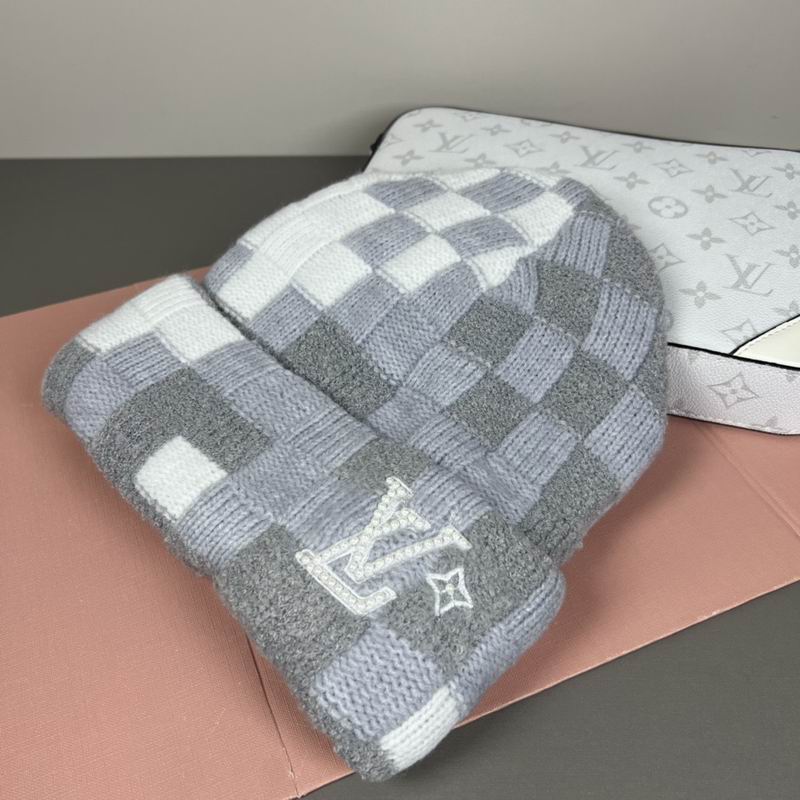 LV Hat dx (2)