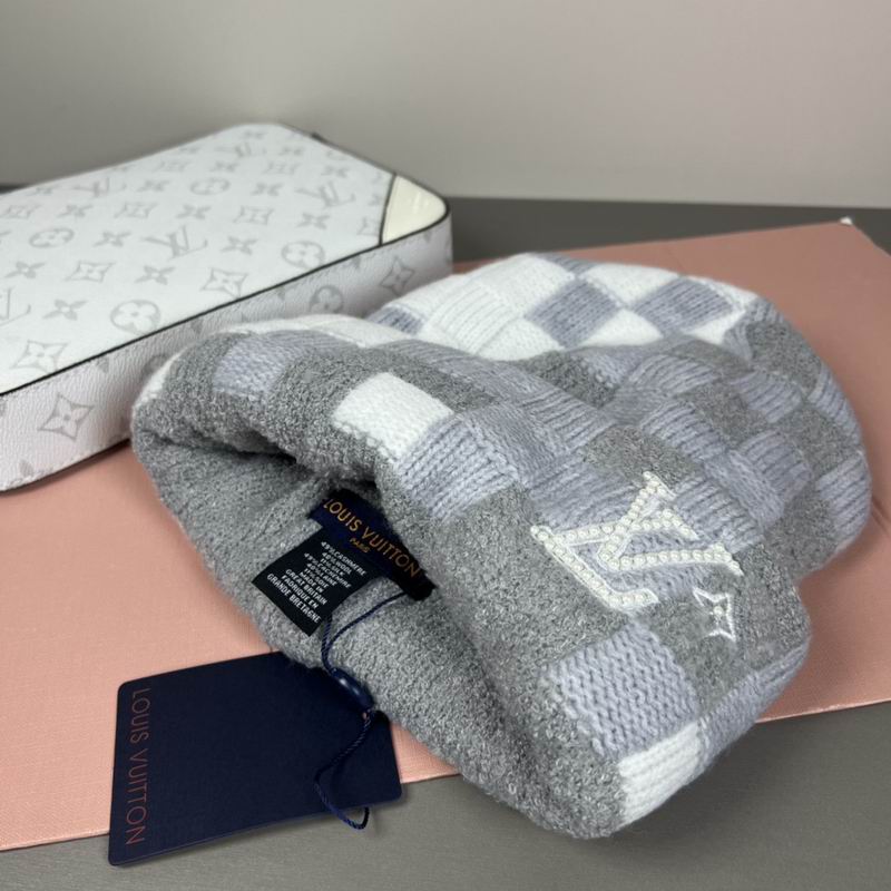 LV Hat dx (3)