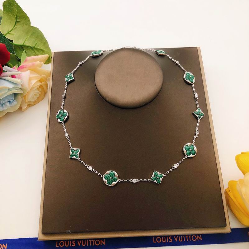 LV Necklace 04yxs01 (2)