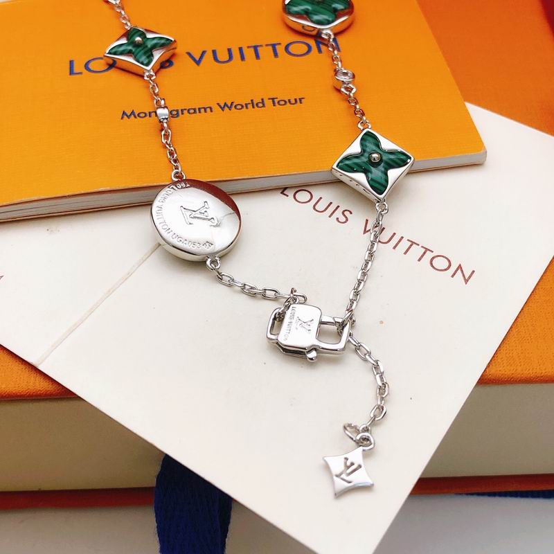 LV Necklace 04yxs01 (5)