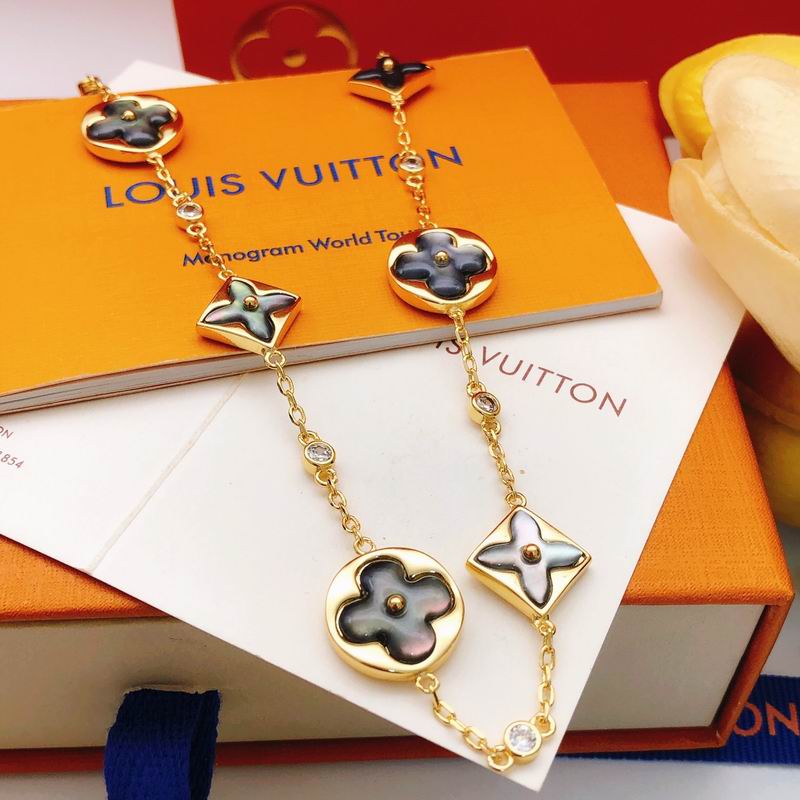 LV Necklace 04yxs01 (8)
