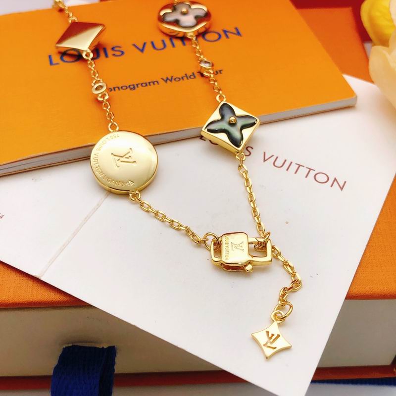 LV Necklace 04yxs01 (9)