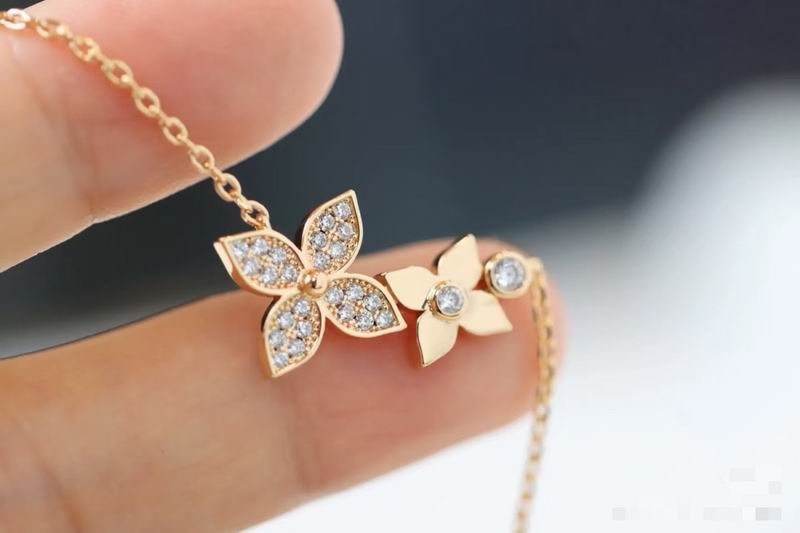 LV Necklace 04yxs12 (3)