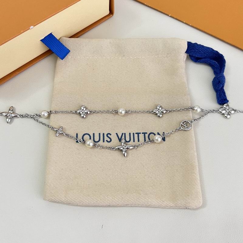 LV Necklace 04yxs16 (5)
