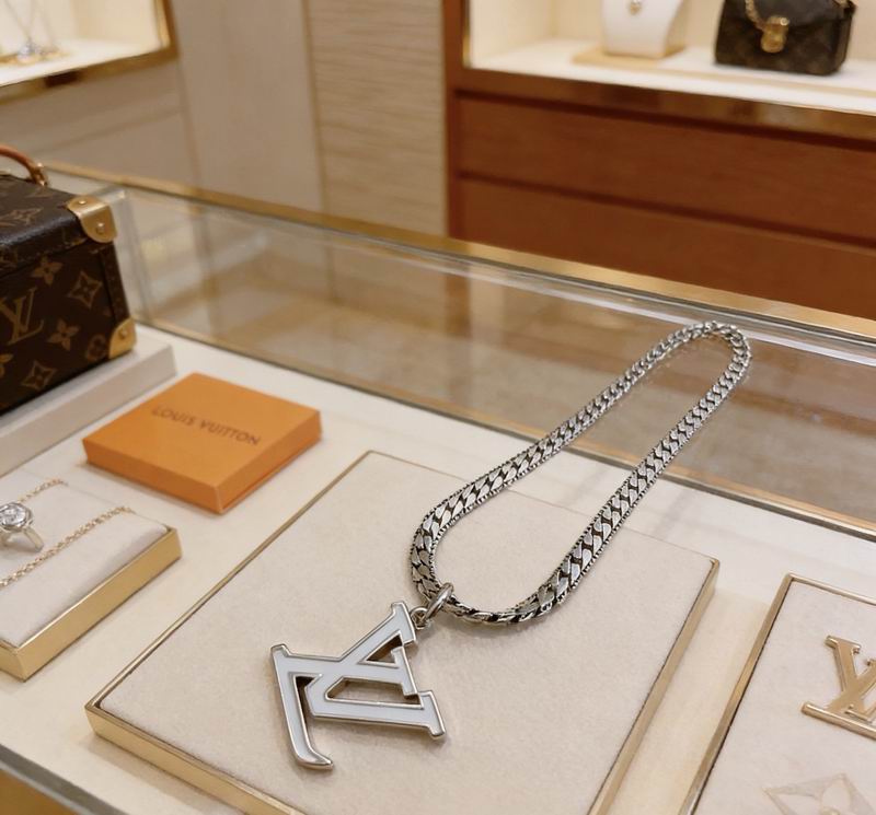 LV Necklace 04yxs23 (5)