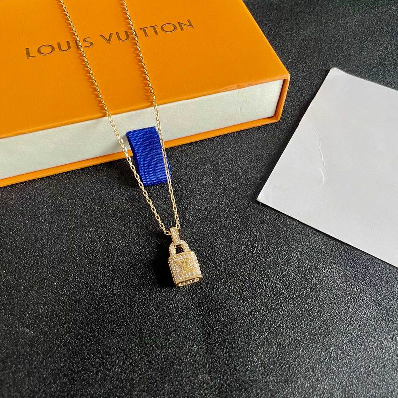 LV Necklace 04yxs42 (6)