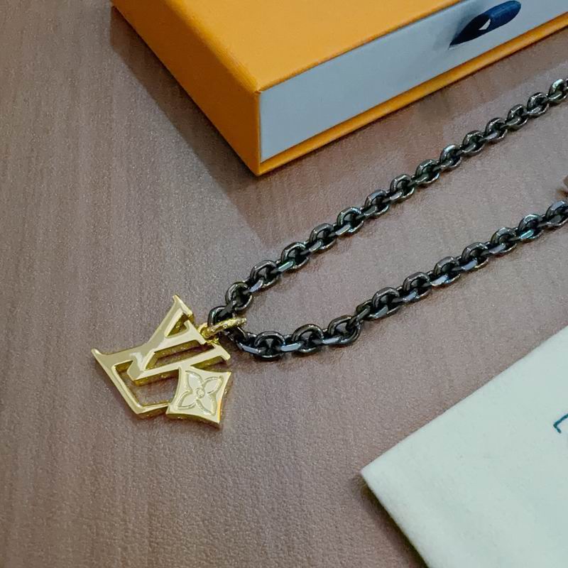 LV Necklace 04yxs46 (2)