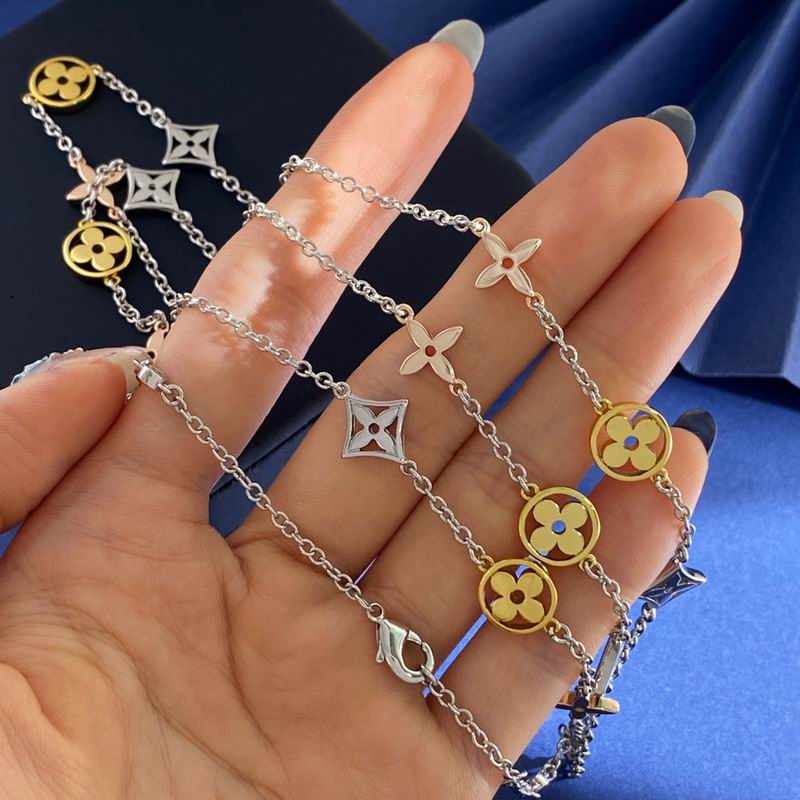 LV Necklace 04yxs51 (7)